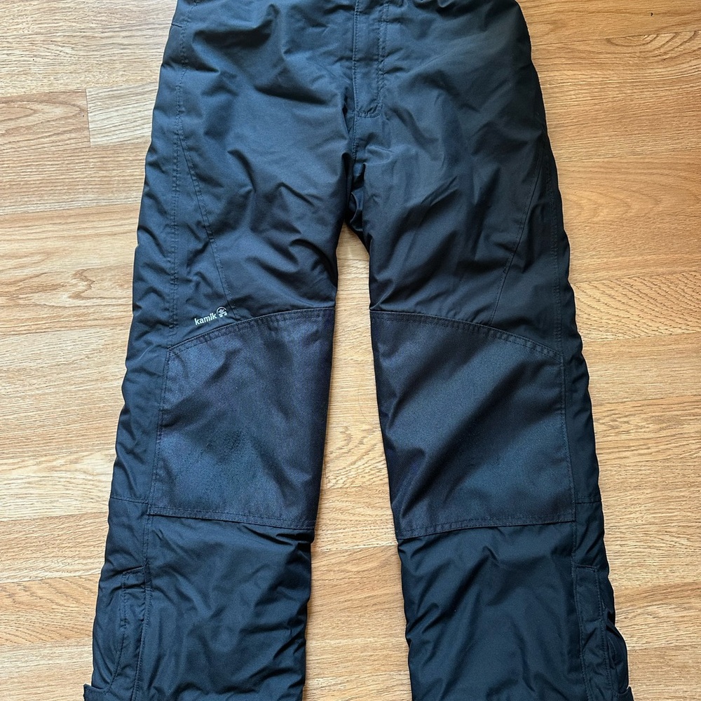 Kamik Size 8 Girls Snow Pants, Black. Good/Fair Used Condition.